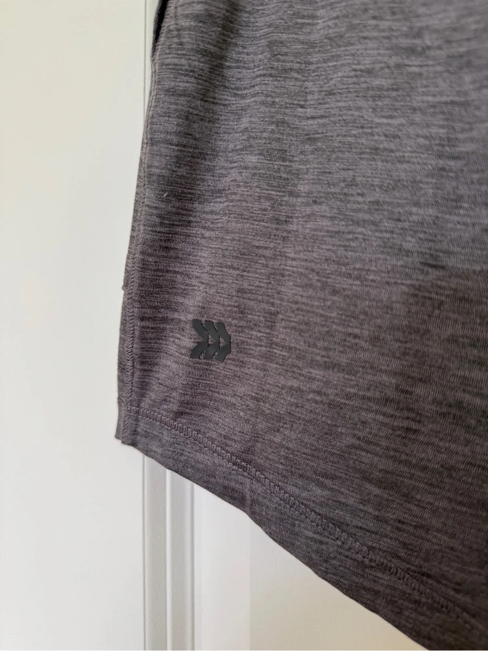 All In Motion Mid-Rise Woven Active Shorts 5” (in heather charcoal)